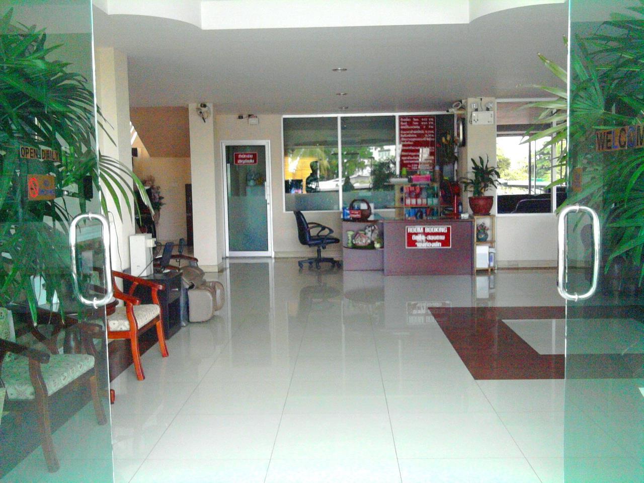 Banchang Apartment And Hotel Rayong Exterior photo