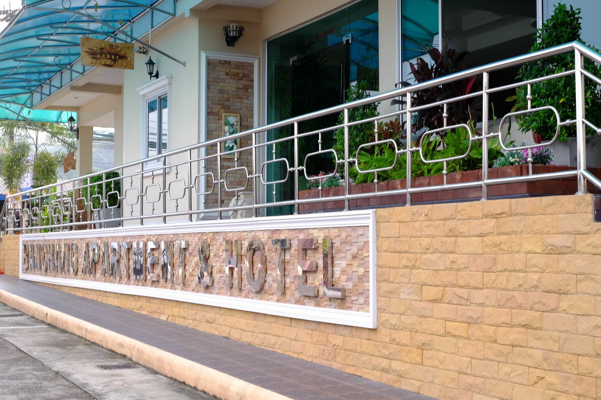 Banchang Apartment And Hotel Rayong Exterior photo